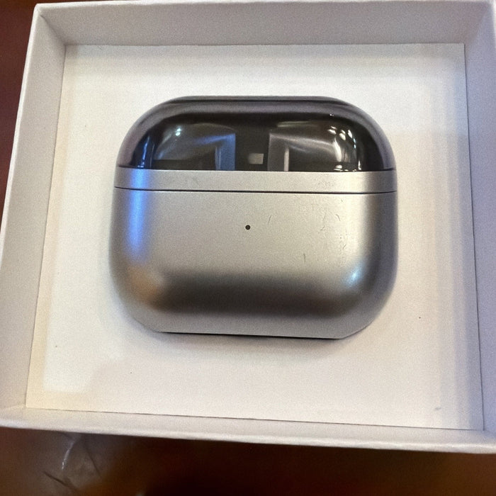 Samsung Galaxy Buds3 SM-R530 True Wireless Bluetooth Earbuds Silver