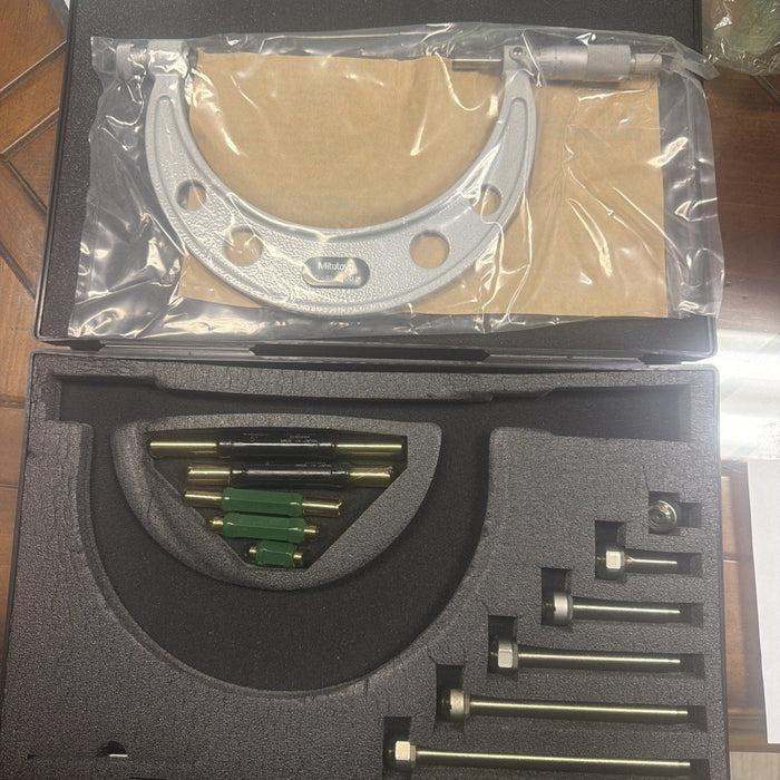 Mitutoyo 104-137 0-6" .001" Interchangeable Anvil Micrometer Set w/Standards