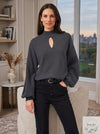 Vince Camuto Extended Shoulder Keyhole Top, Size Small